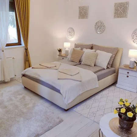 Patak Apartment Eger
